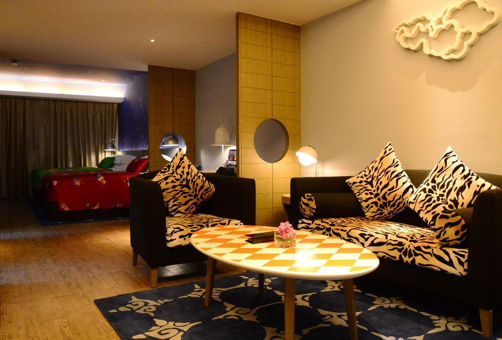 Chimelong Circus Hotel Zhuhai Exterior foto